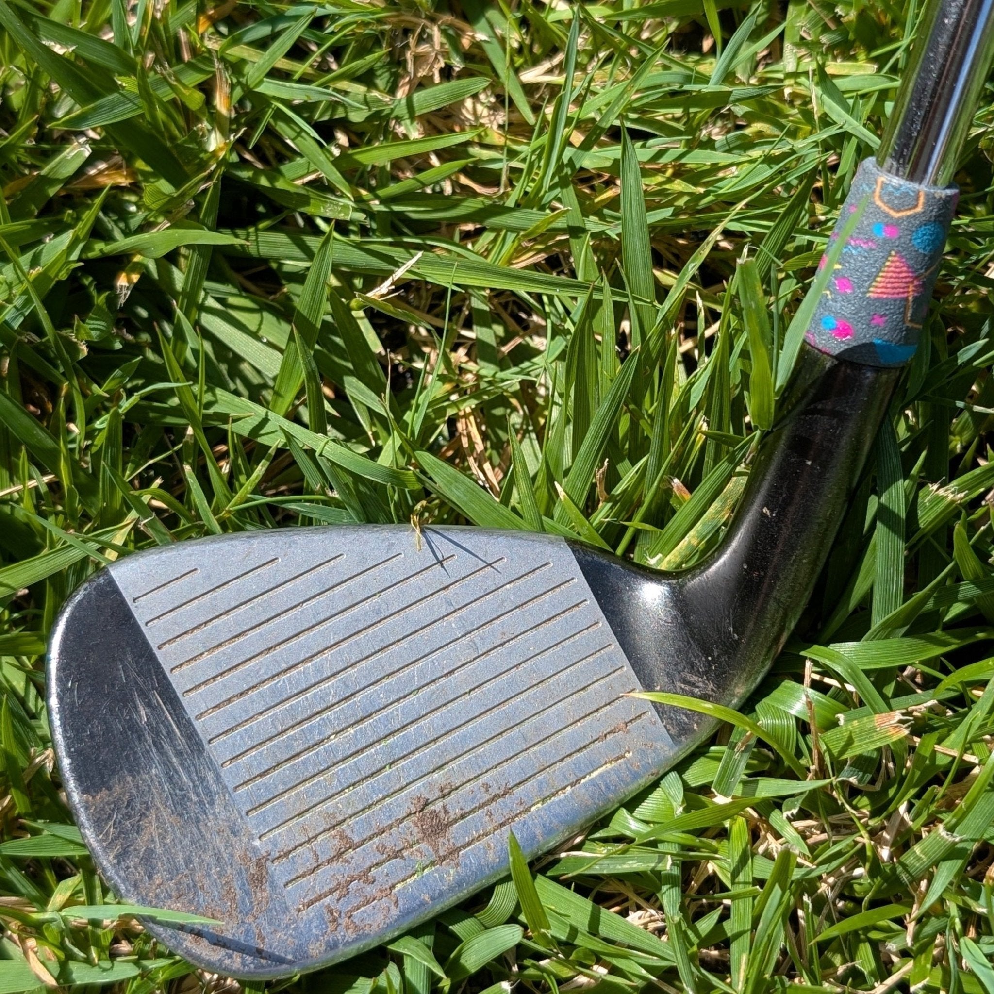 Neo Geo - Geometric Throwback Golf Ferrule - Feral Golf Co.